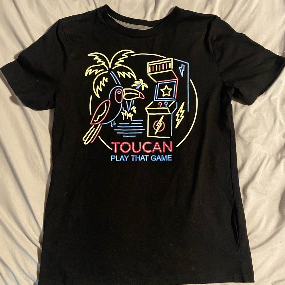 Boy’s Size XL Graphic Tee